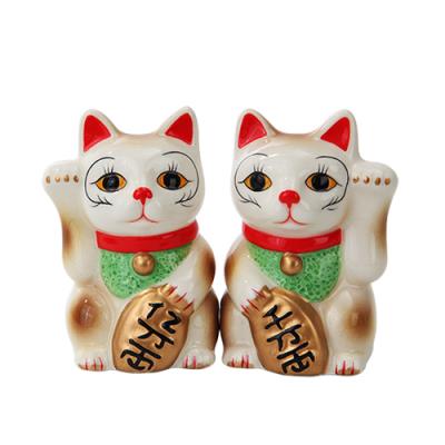 Lucky Cats Maneki Neko Salt and Pepper Shakers Set