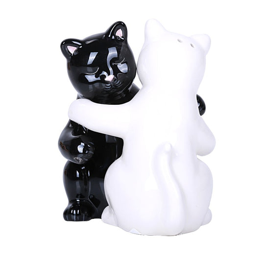 Hugging Cats Kissing Salt and Pepper Shakers Set