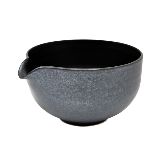 12oz Yukiakari Katakuchi Matcha Bowl With Spout Kuro Matte JP (1/27)